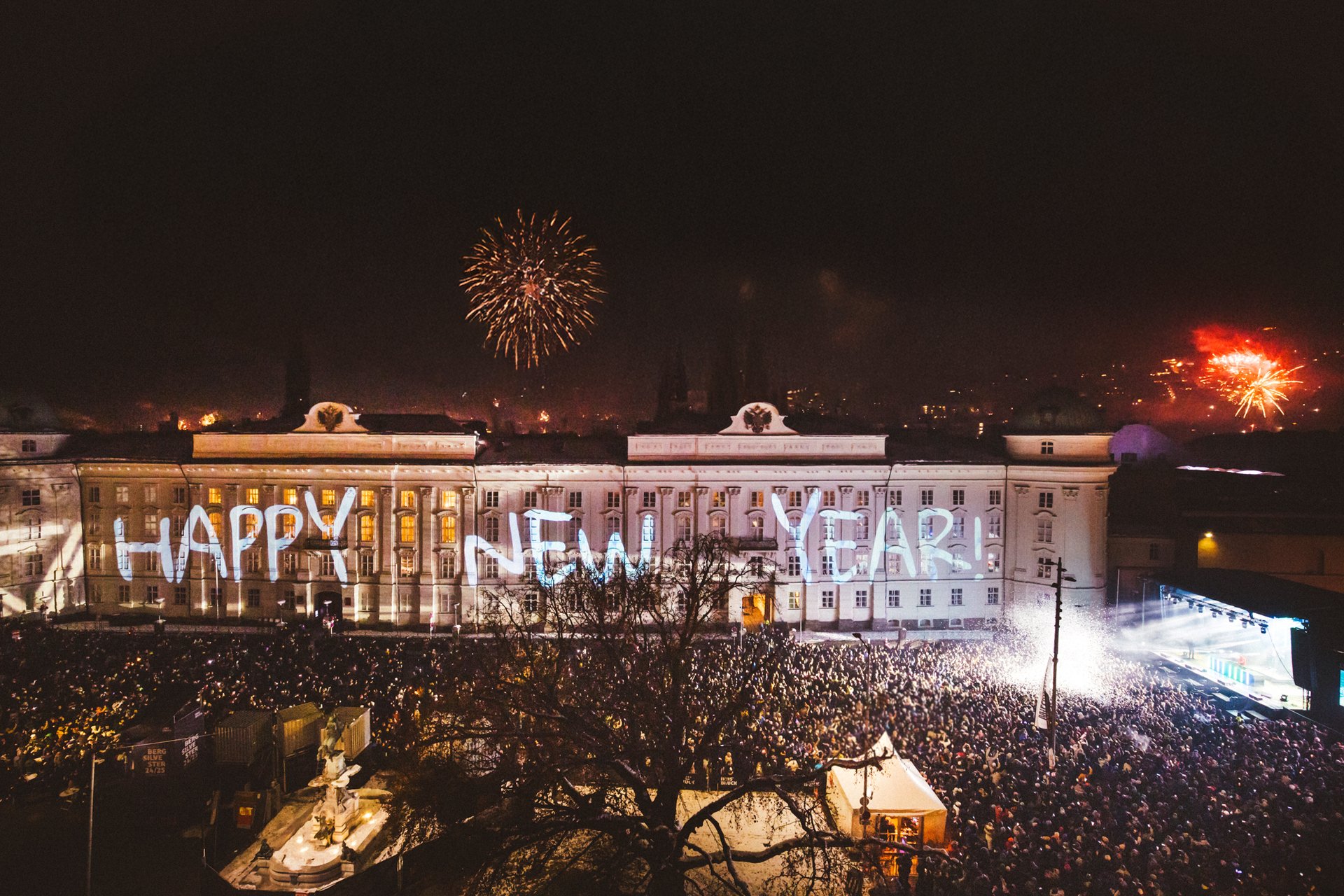 ©miaknoll24 mountain New Year's Eve lr-